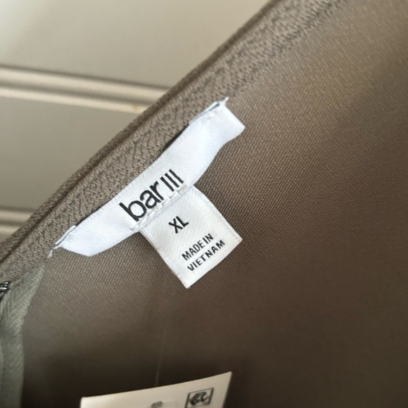 Bar III Olive green dress, NWT Size XL - Picture 10 of 14